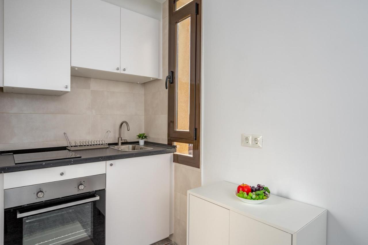 Central Flat With Pool In Fuengirola By Costarentals - Ref 171 Exteriör bild
